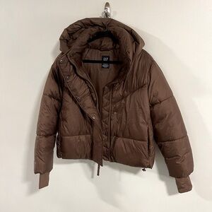 Gap Big puffer jacket. Brown. Size medium